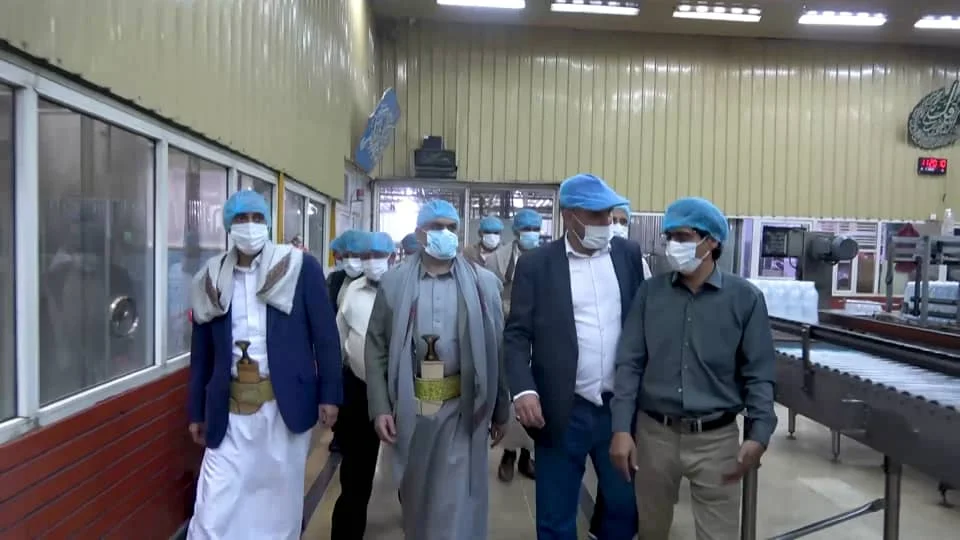 رئيس قطاع المياه والعصائر بالغرفة التجارية يشيد بالالتزام البيئي والصحي لشركة "النهدين"