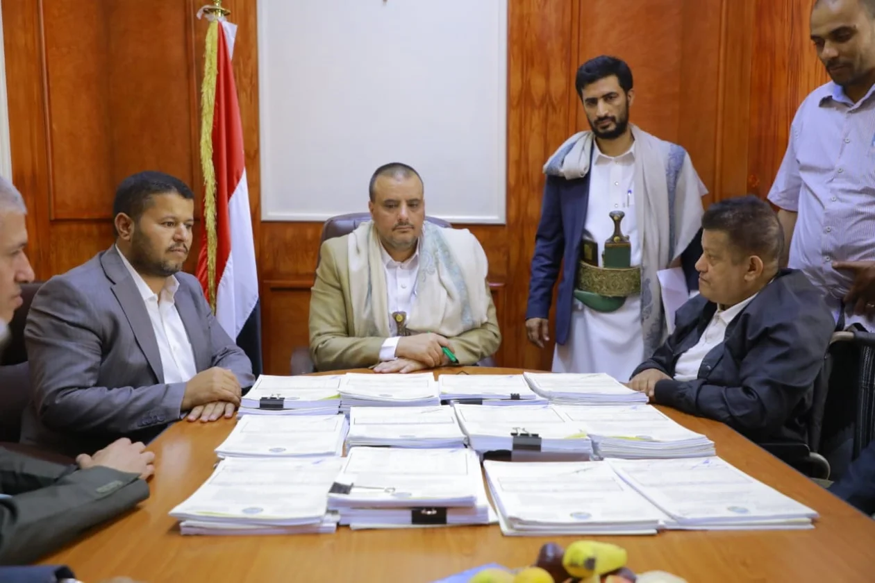 القائم بأعمال وزير الاقتصاد يعتمد 102 مواصفة قياسية جديدة ومحدثة