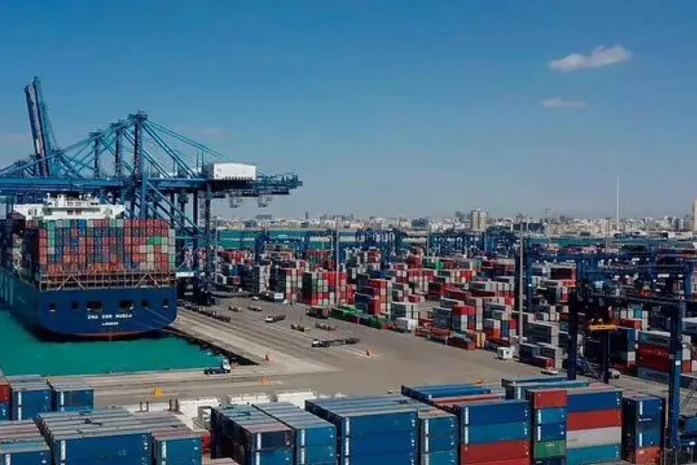 مؤشرات مديري المشتريات تظهر تباينًا في أداء القطاع غير النفطي لـ 6 دول عربية خلال مايو