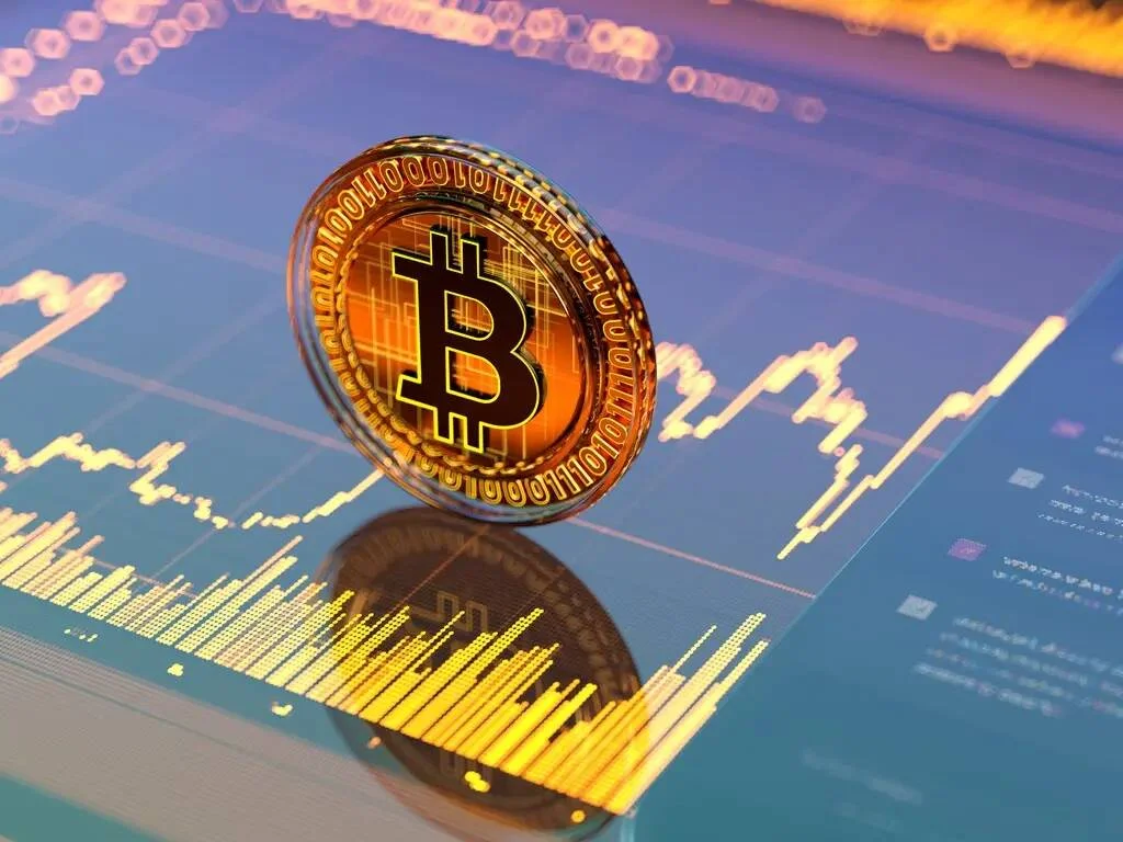 هل تراجع "بيتكوين" لمستويات قياسية يمهد لانتهاء موجة الهبوط الحالية؟!