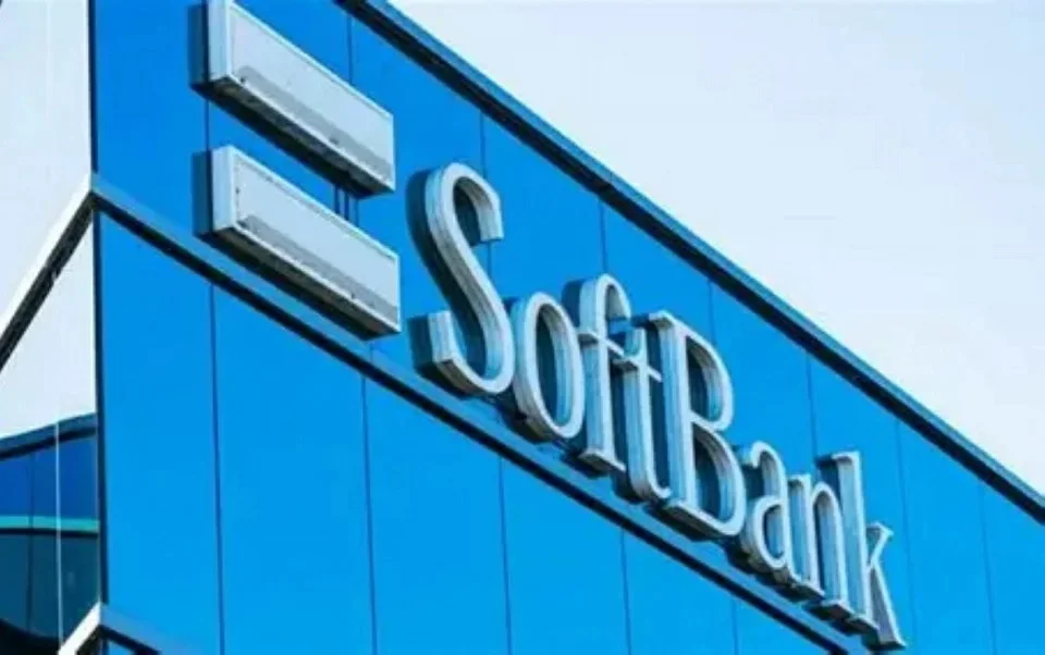 تراجع أسهم «سوفت بنك» بـ 10% بضغط من جني الأرباح في قطاع التكنولوجيا
