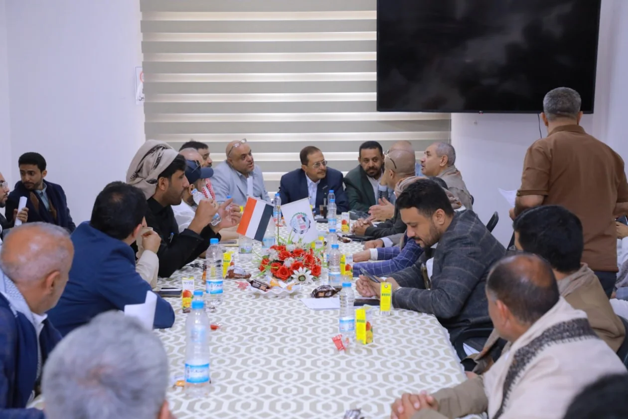 من القاعات الدراسية إلى ميدان التميز.. قصة نجاح المهندس عبدالله بن قبوس خريج الجامعة الإماراتية الدولية